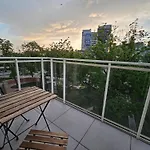 Milo Apart - Plac Jana Pawla II Centrum